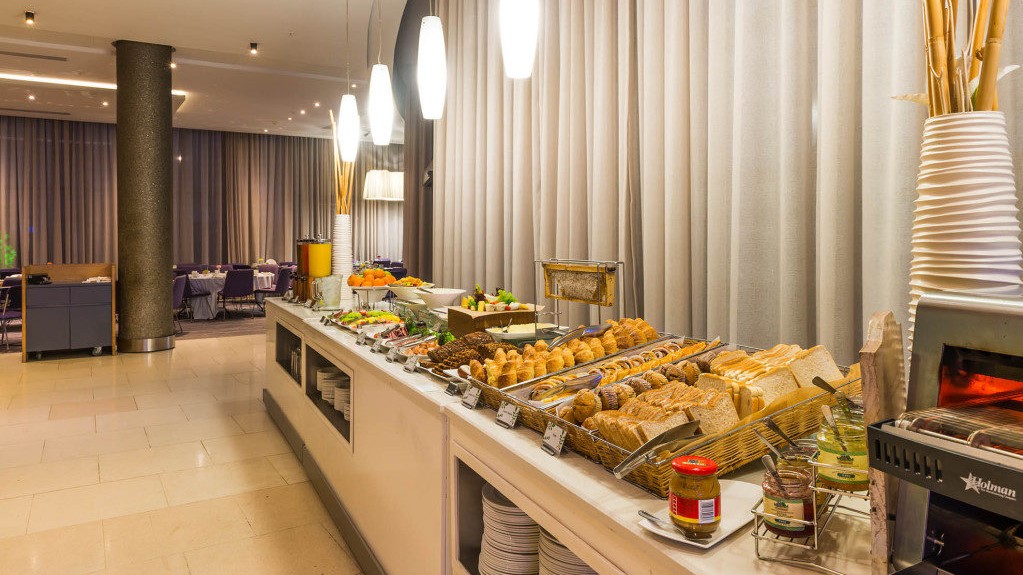 Gateway Hotel (5)